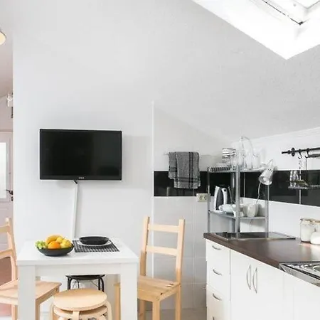 Heart Of - One-bedroom With Terrace Διαμέρισμα